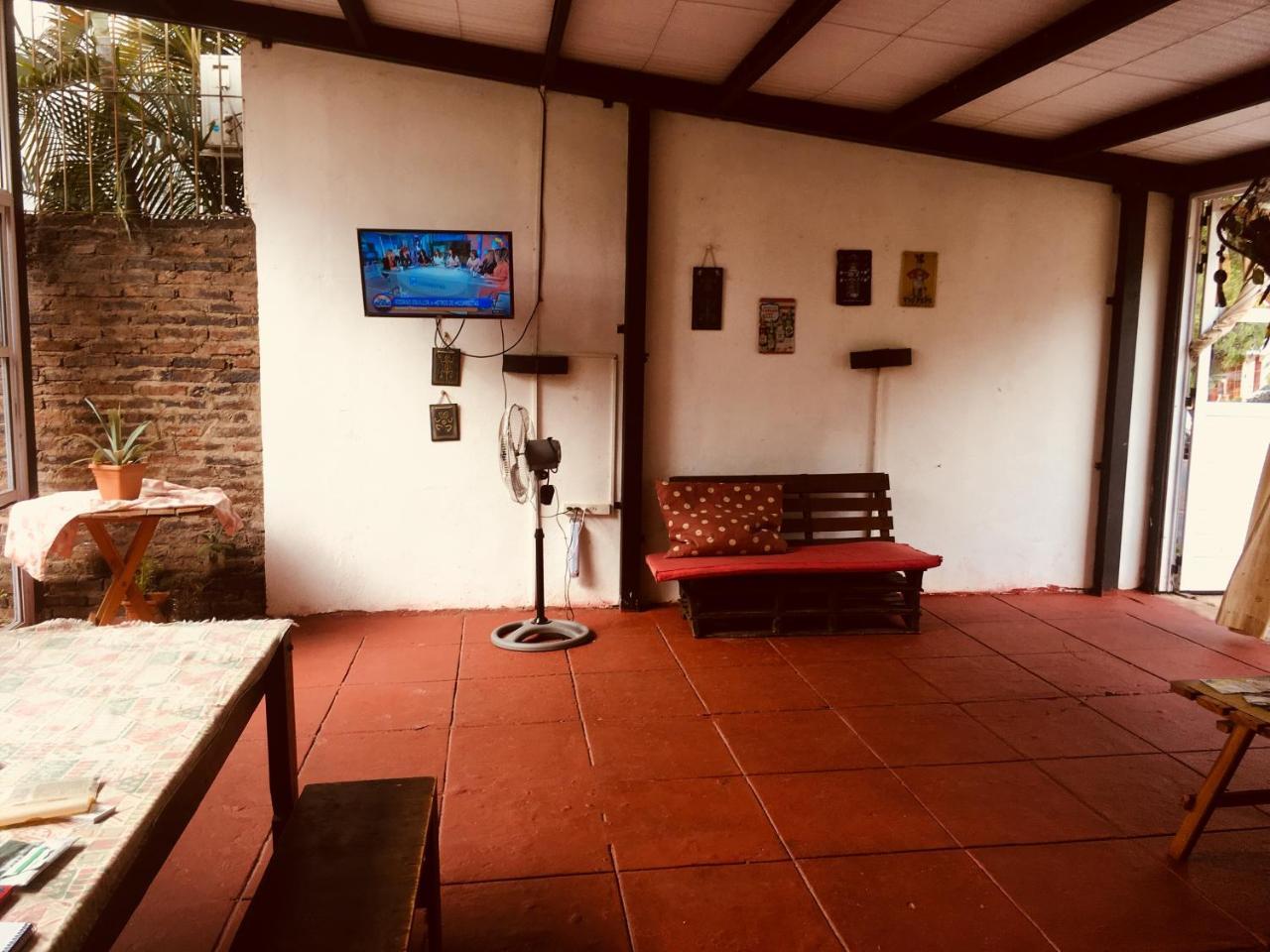 Hostel Costa Mosquito Posadas Exterior photo